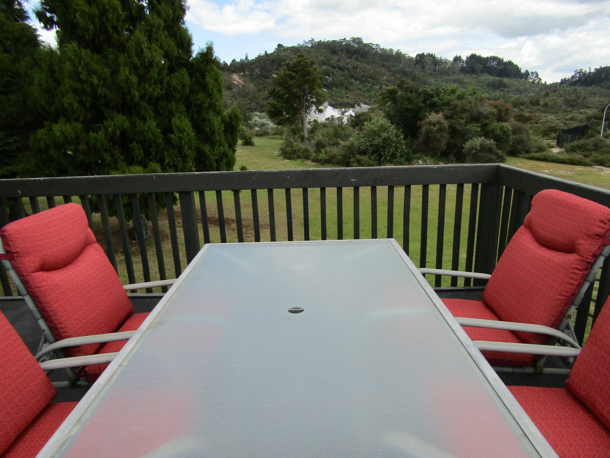 Pohutu Lodge Motel Rotorua Exterior foto